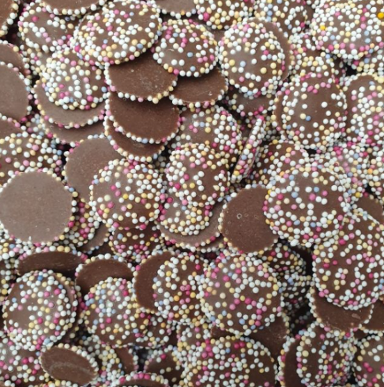 066 milk chocolate skiffle discs